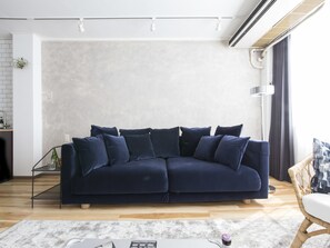 Deluxe Suite 3/4F | Living room - nid NAMBA Station House (Osaka)
