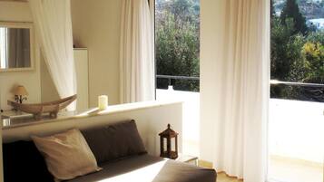 Televisi LED 32-inci dengan saluran TV satelit dan TV