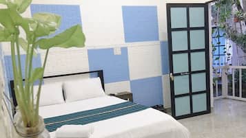Quadruple Room | Desk, free WiFi