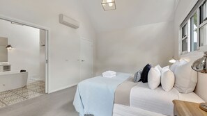 2 camere, ferro/asse da stiro