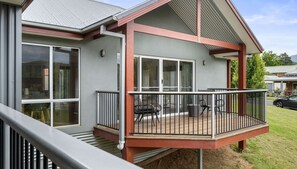 Property grounds - 3 Peaks Rise - BRIGHT (BRIGHT)