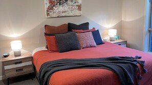 2 bedrooms, WiFi - Bright Delight - Modern Luxury (BRIGHT)
