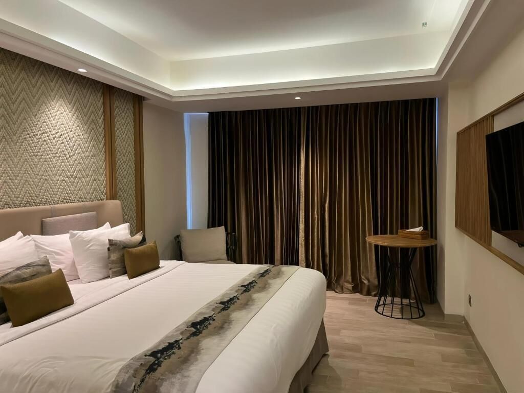 ห้องพรีเมียร์, เตียงคิงไซส์ 1 เตียง, วิวภูเขา | มินิบาร์, ตู้นิรภัยในห้องพัก, โต๊ะทำงาน, พื้นที่ทำงานแบบใช้แล็ปท็อป