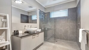 Dusche, Haartrockner