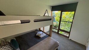 2 Schlafzimmer, Bügeleisen/Bügelbrett, WLAN