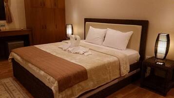 Habitació prèmium | Minibar, caixa forta a l'habitació i escriptori