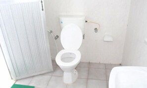 Bathroom - OASIS RESORT & SPA (Wadduwa)