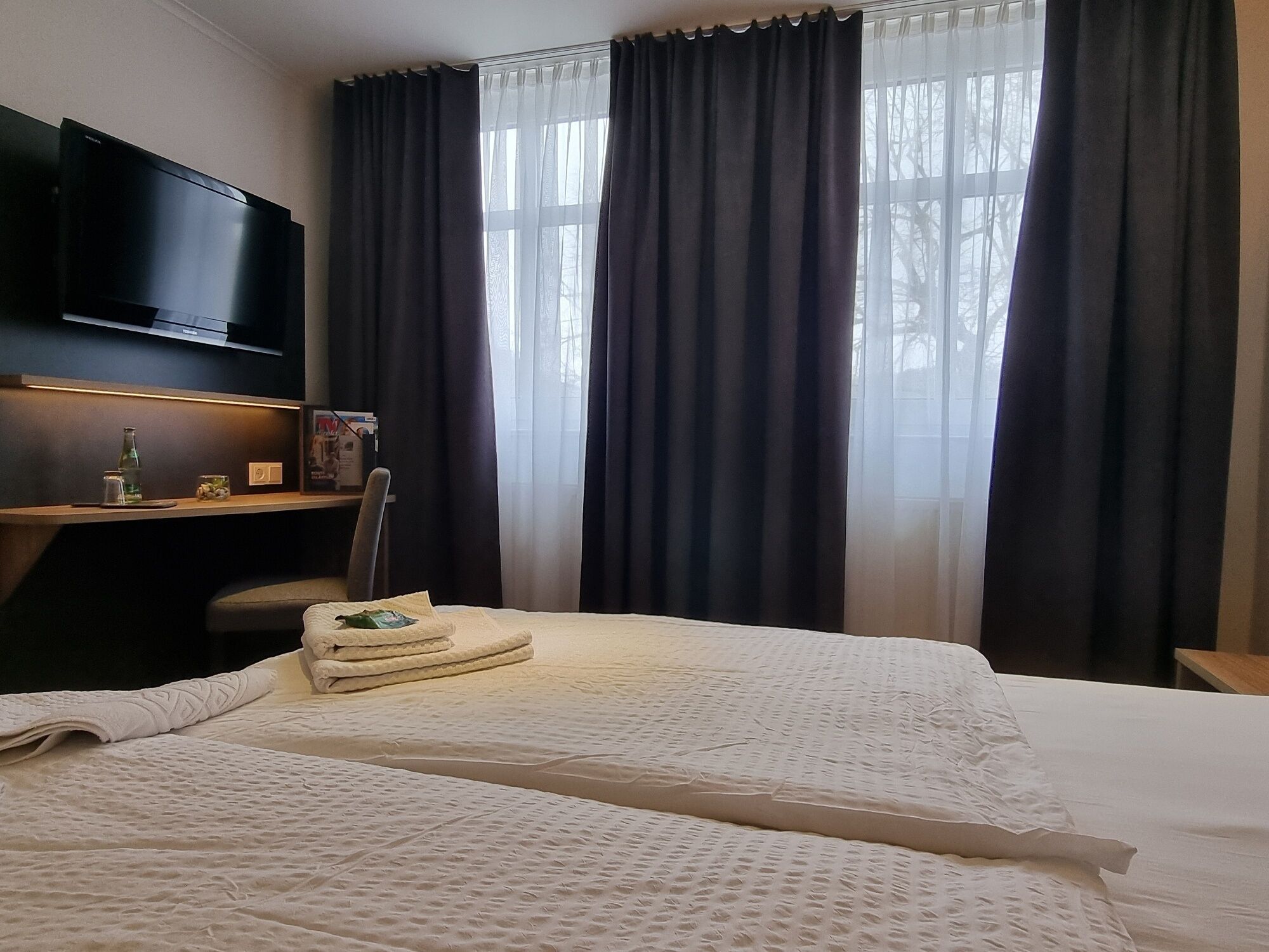 deluxe double room, private bathroom, river view