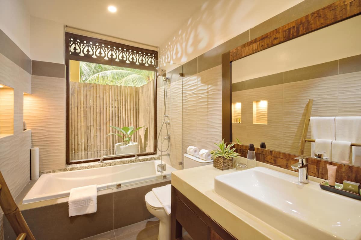 zen deluxe | bathroom | free toiletries, bathrobes, slippers, bidet