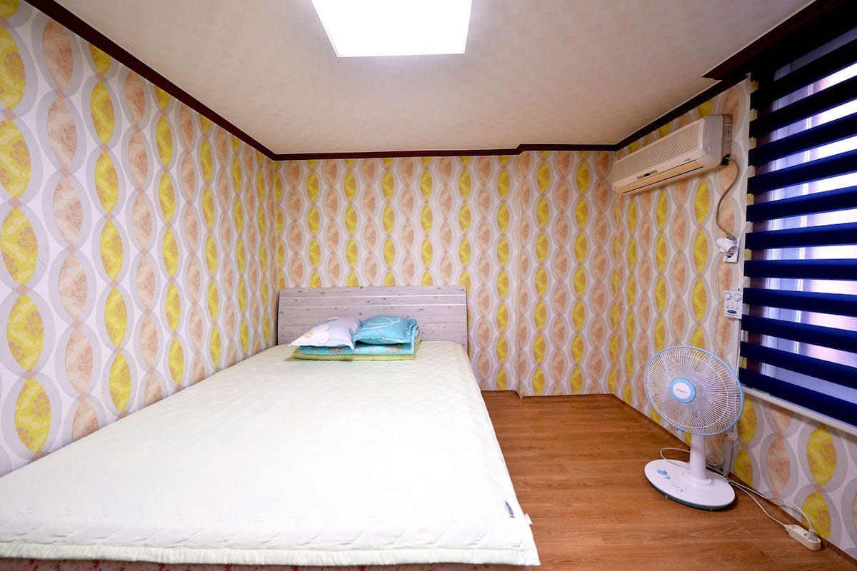 Double Room | Free WiFi