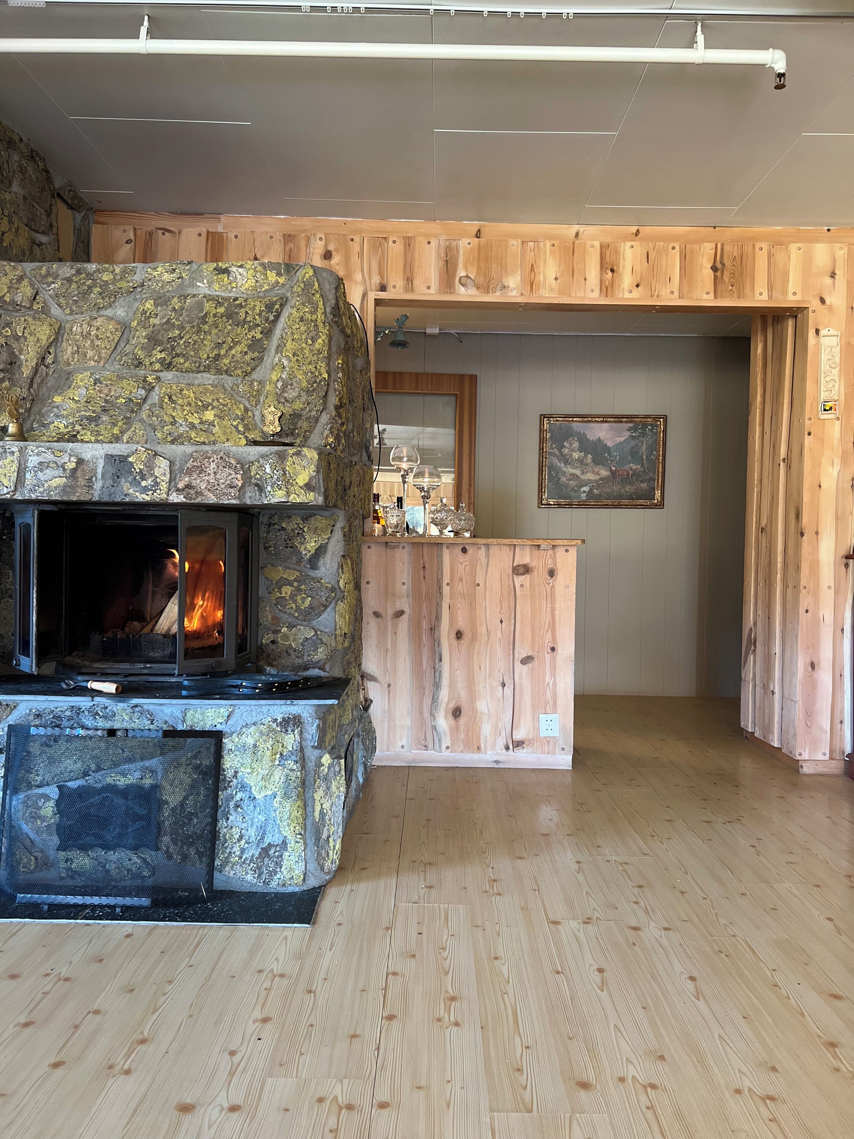 บริการอาหารเช้าและอาหารเย็น