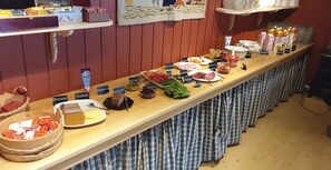 Tägliches inbegriffenes Frühstücksbuffet