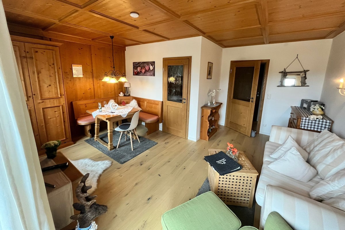 Apartment, Mountain View (Alpspitze) | Living area