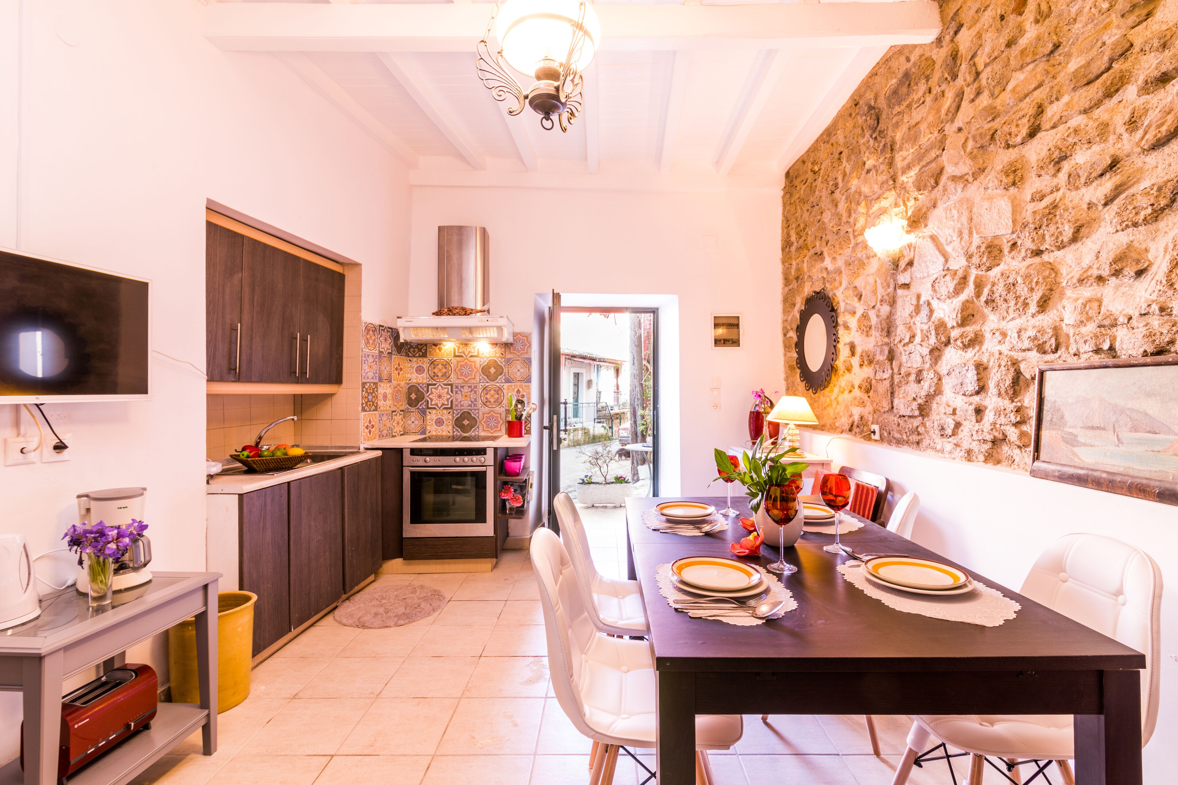 Refrigerador, horno, placa de cocina, cafetera/tetera