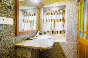 Comfort-Zimmer | Badezimmer | Dusche