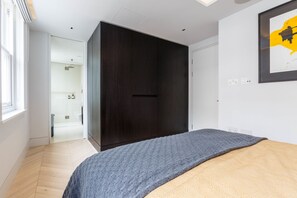 2 bedrooms, iron/ironing board, free WiFi, bed sheets - Goodge Street II (London)
