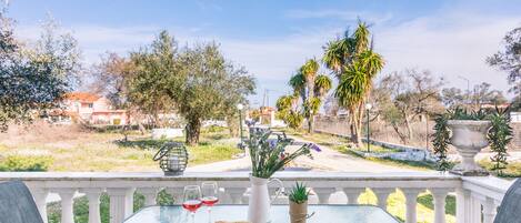 Apartment, 2 Bedrooms | Garden view