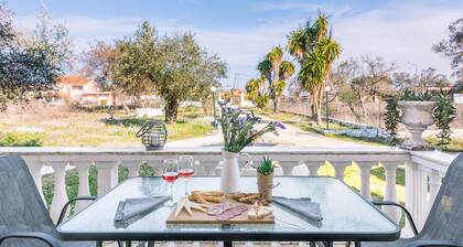 Lamda Apartments by Estia