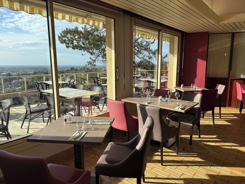 Logis Hôtel de la Bruyere