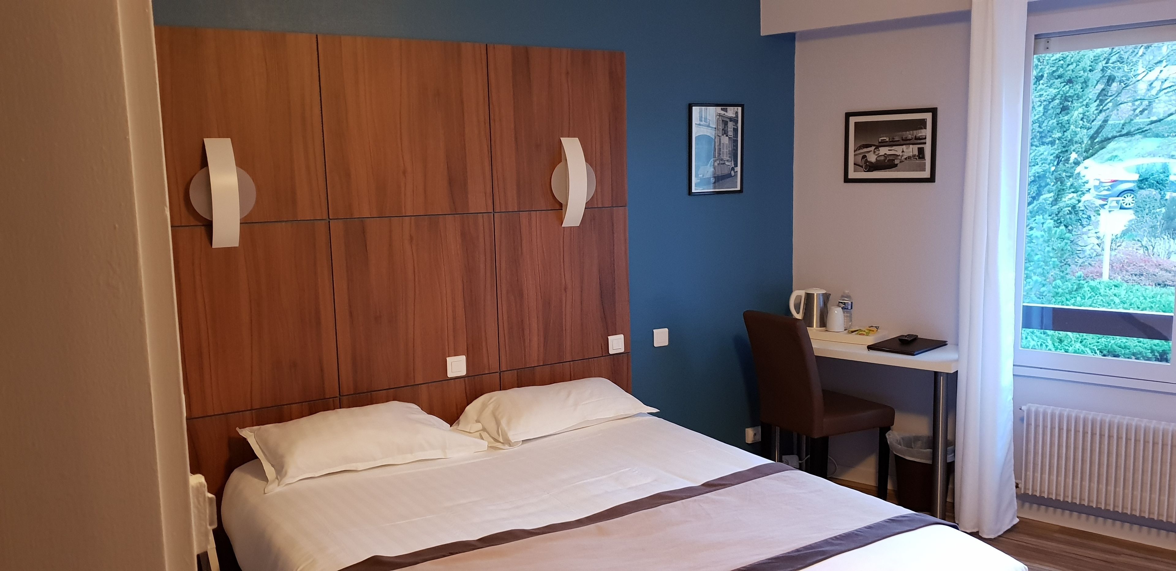 Comfort Double Room | Desk, blackout drapes, soundproofing, free WiFi