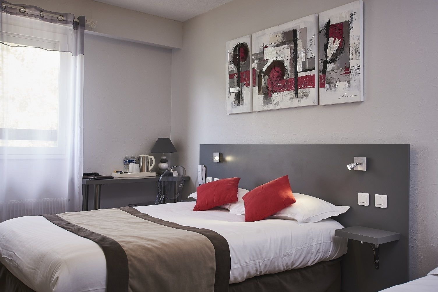 Comfort Double Room | Desk, blackout drapes, soundproofing, free WiFi