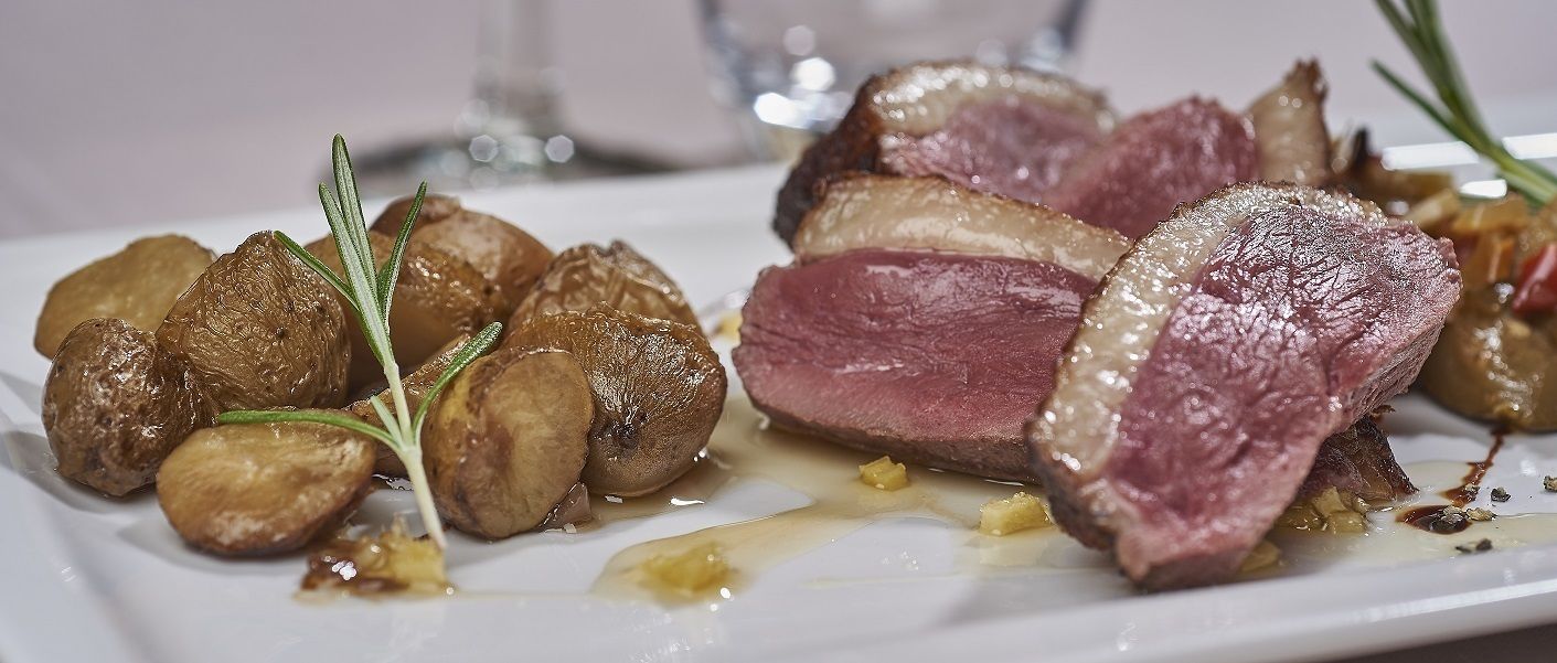 Lunch and dinner served