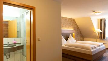 In-room safe, cots/infant beds, free WiFi