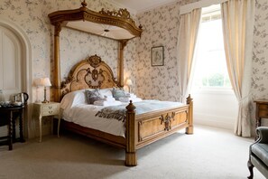 Schreibtisch, kostenloses WLAN, Bettwäsche