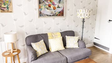 Cottage | Interior