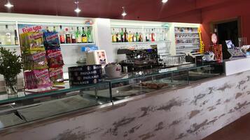 Bar (in der Unterkunft)