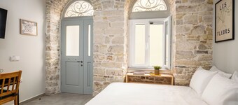 Spianada Studios by Konnect, Old Corfu Town