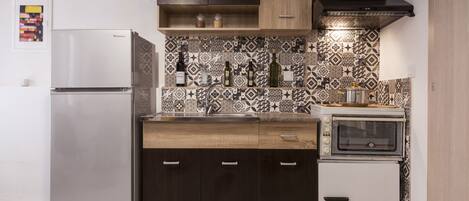 Monolocale, 2 letti singoli, al piano terra | Angolo cottura privato | Frigorifero, piano cottura, bollitore elettrico