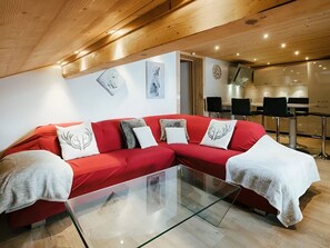 TV - 3* Apartment, close to slopes, cozy, WIFI, parking (La Clusaz)