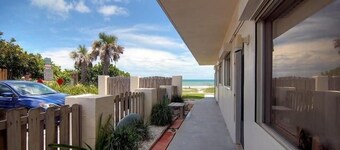 2 Bedroom Remodeled Beachfront Condo!
