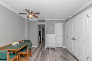 Dining - Updated Ocean View 1 BR Suite-Ocean Dunes 6044 (Myrtle Beach)