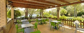 Dining - Helion Resort (Corfu)