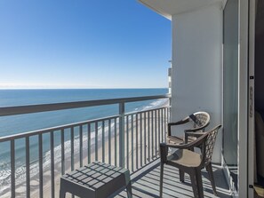 Property grounds - Oceans One 1806 (Myrtle Beach)