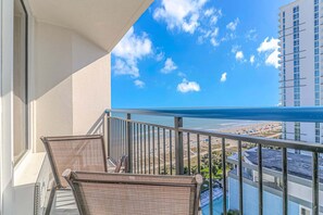 Property grounds - Newly renovated 2 Bedroom Condo- Oceanfront Views! Boardwalk 1139/1140 (Myrtle Beach)