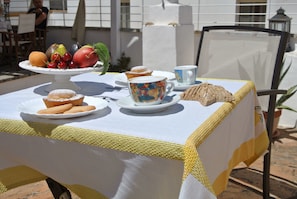 Petit déjeuner buffet compris tous les jours