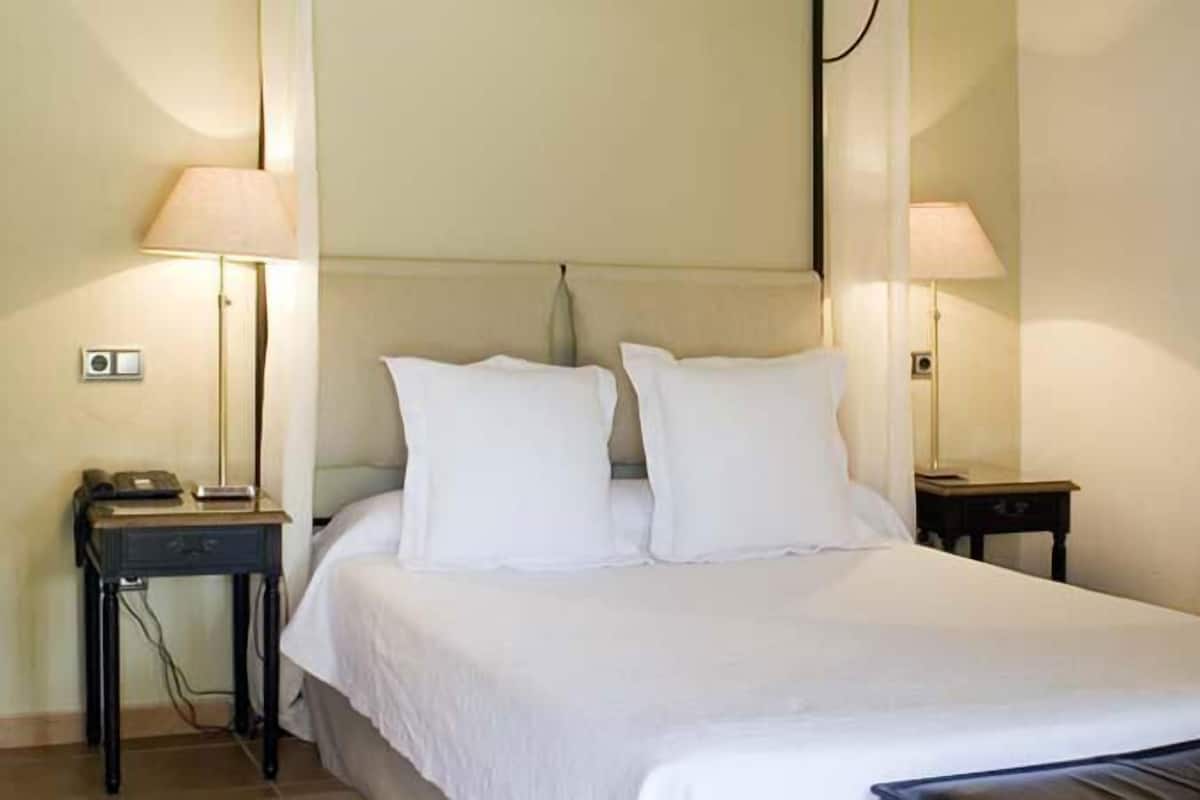 Cunas, camas plegables/adicionales y ropa de cama