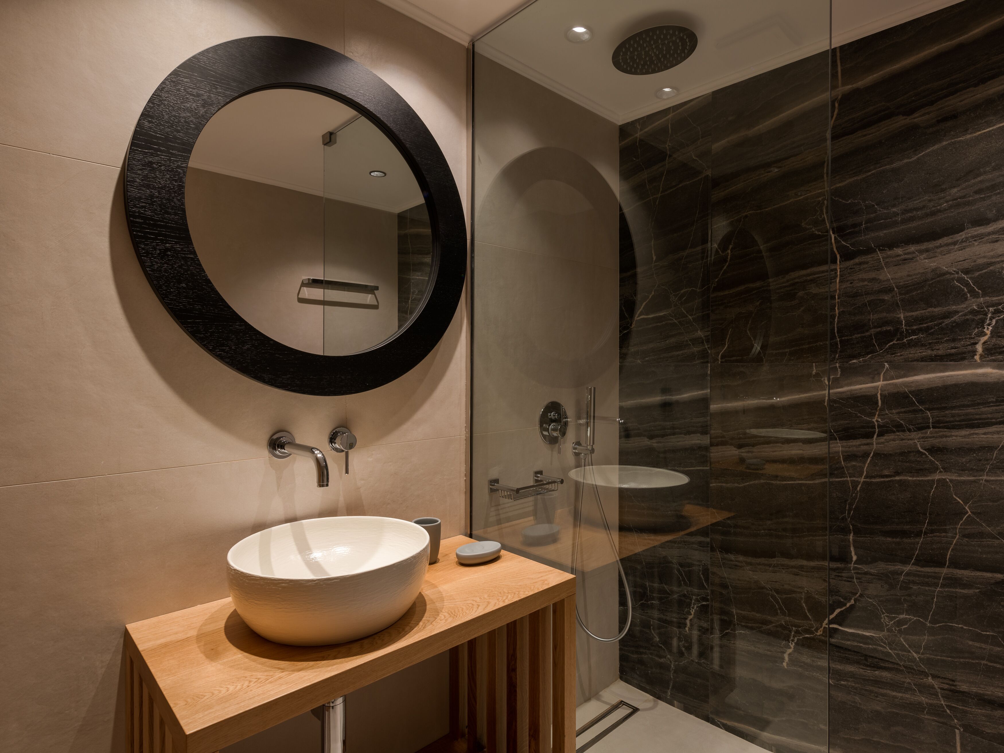 superior double or twin room, balcony, city view | bathroom | shower, free toiletries, hair dryer, towels