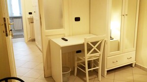 Ảnh chưa phân loại, 2 trong số 45 ảnh, nút