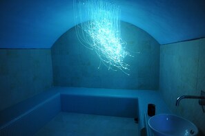 Whirlpool, Dampfbad, Türkisches Bad/Hamam, Körperbehandlungen