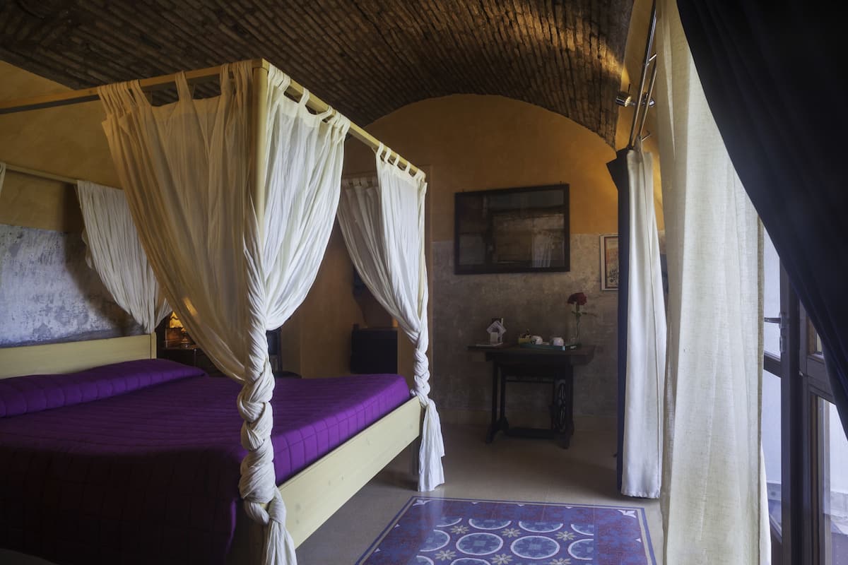 Deluxe Room, 1 Queen Bed (Sapienza)