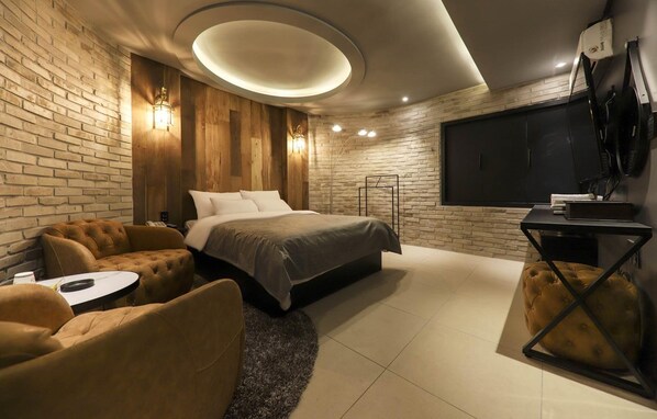 Premier Room | Soundproofing, free WiFi, bed sheets - Rainbow Hotel (Daejeon)