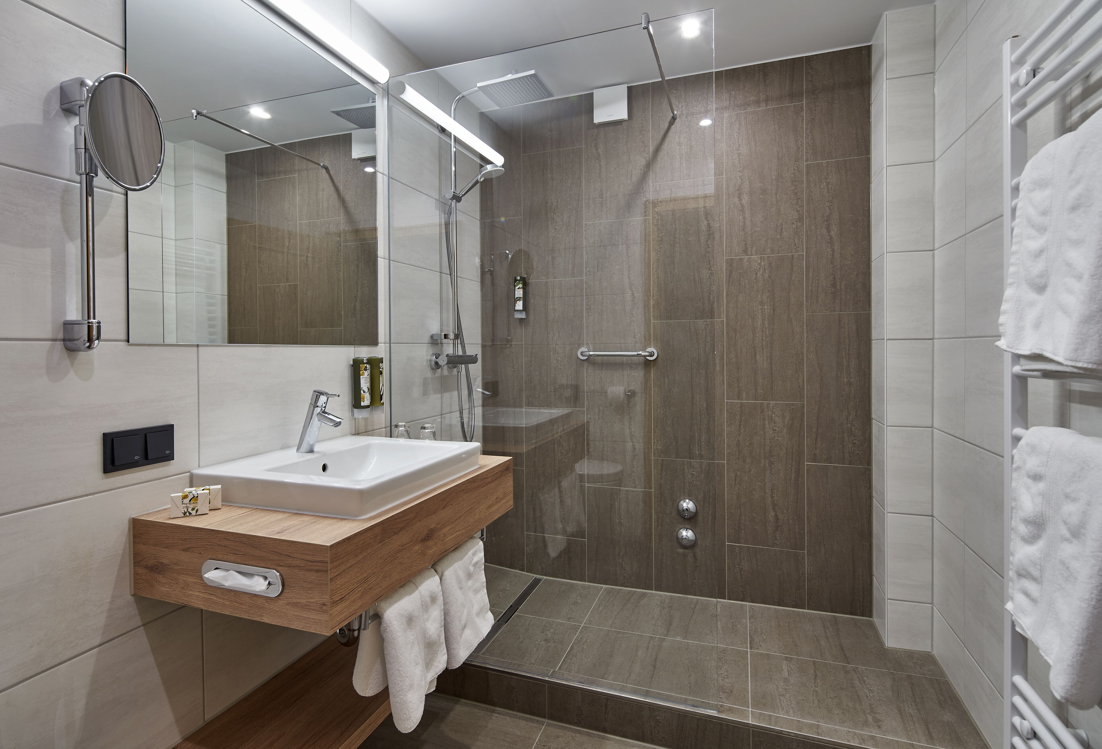 suite | bathroom | shower, rainfall showerhead, free toiletries, hair dryer