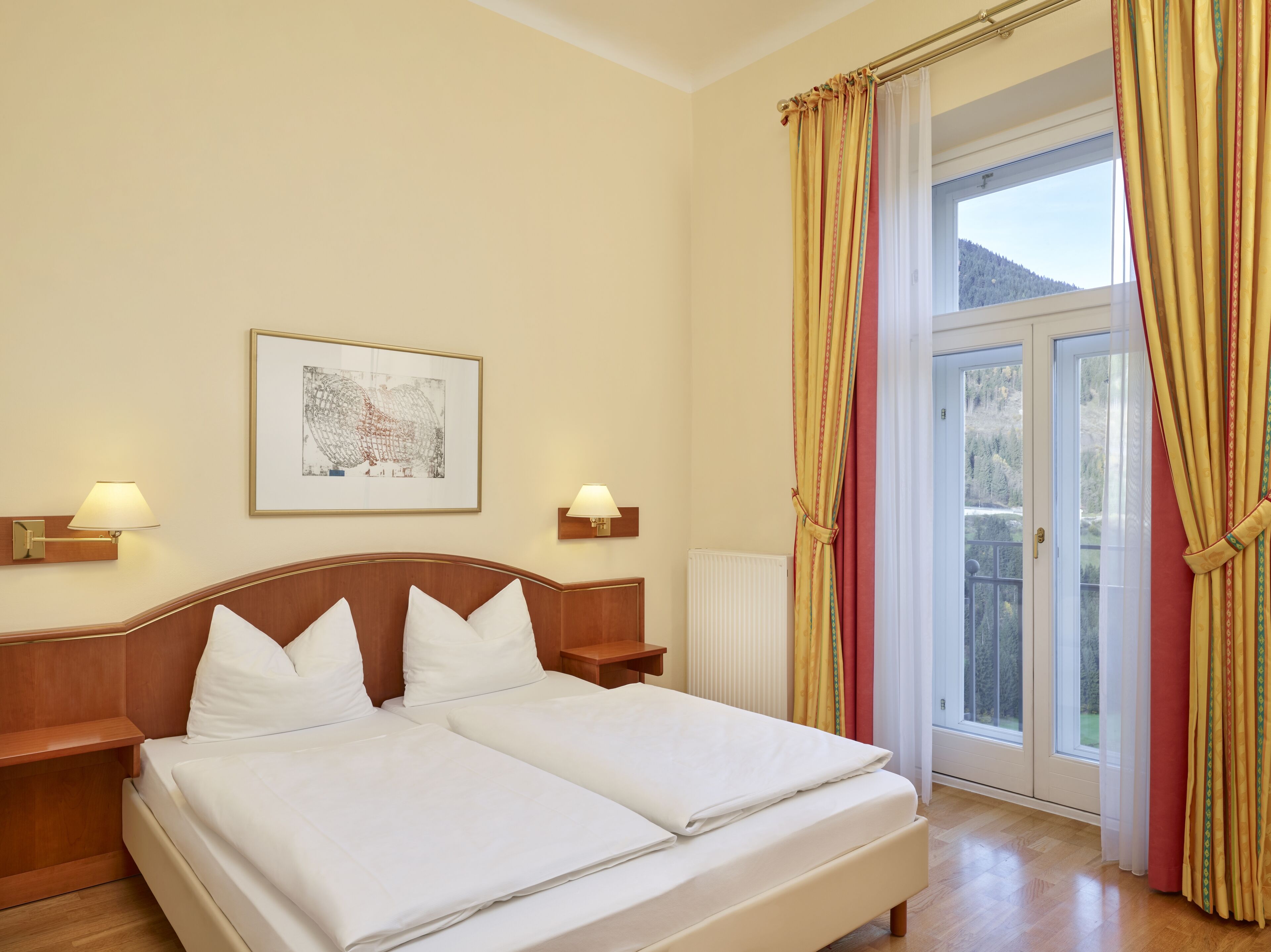 superior apartment, 2 bedrooms | in-room safe, desk, iron/ironing board, free cots/infant beds