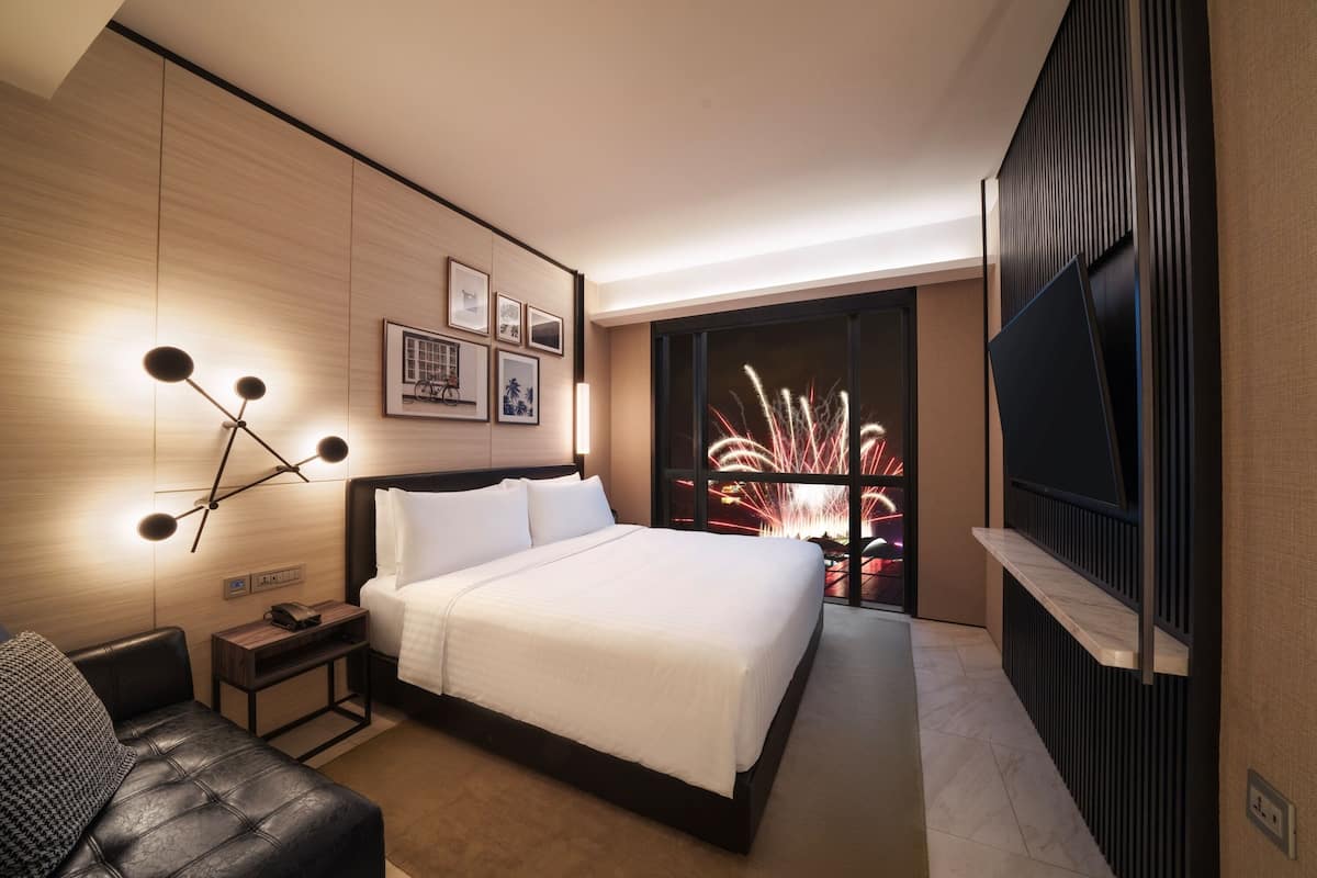 ห้องดีลักซ์, วิวทะเล | ตู้นิรภัยในห้องพัก, เตารีด/โต๊ะรีดผ้า, Wi-Fi ฟรี, ผ้าปูที่นอน