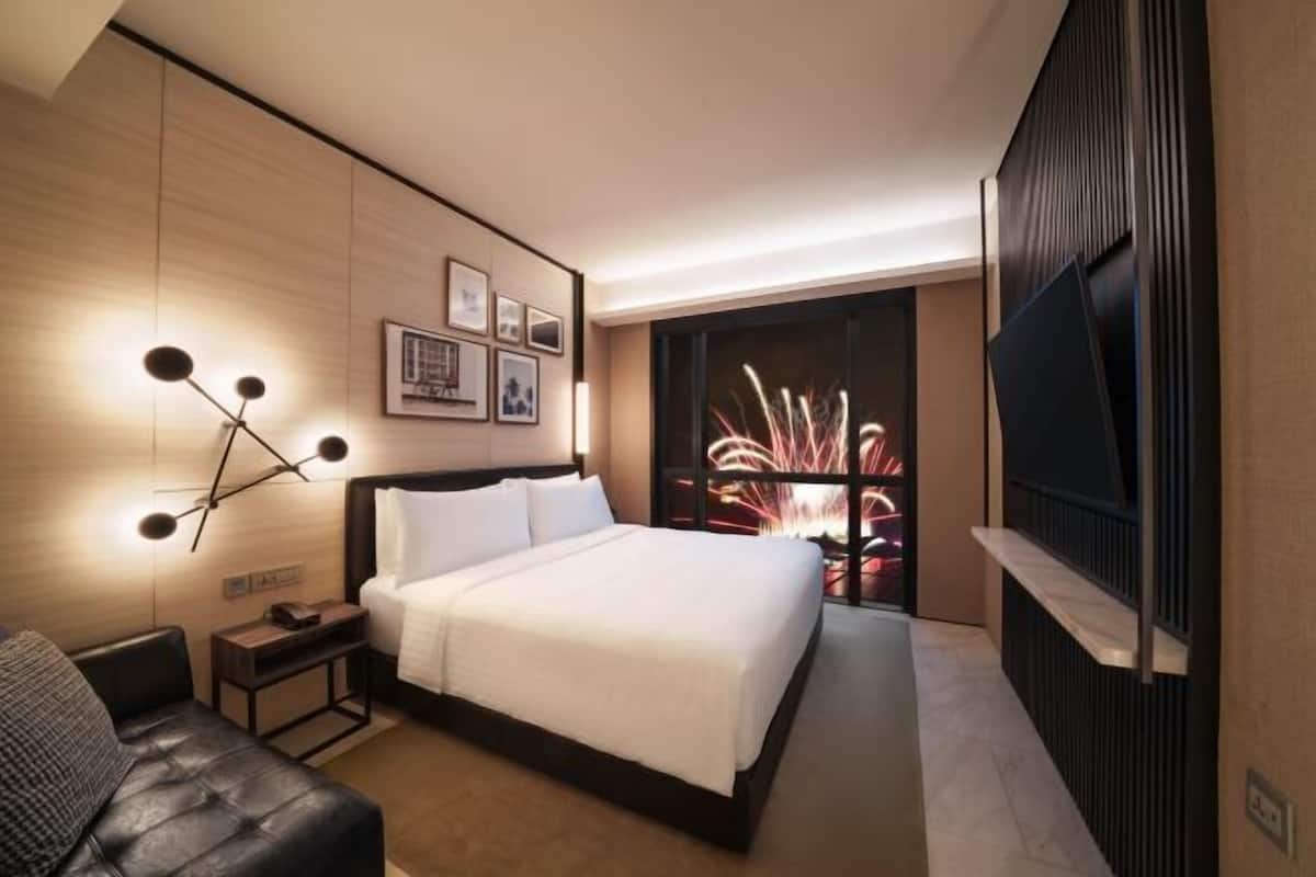 In-room safe, iron/ironing board (on request), free WiFi, bed sheets