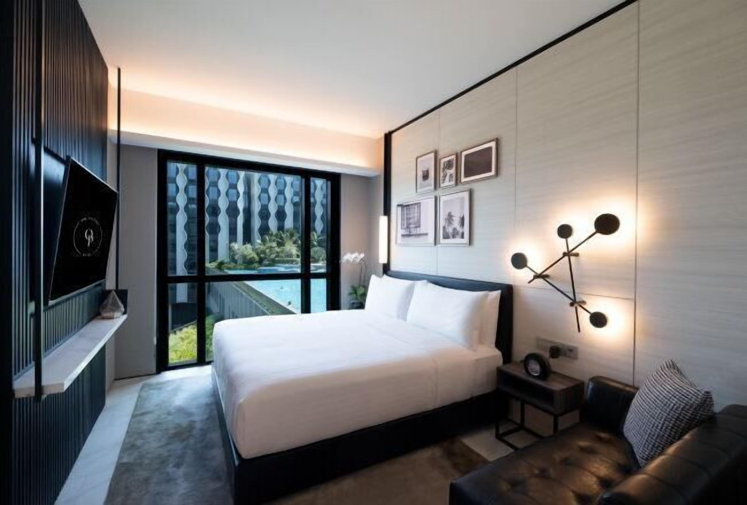 In-room safe, iron/ironing board, free WiFi, bed sheets